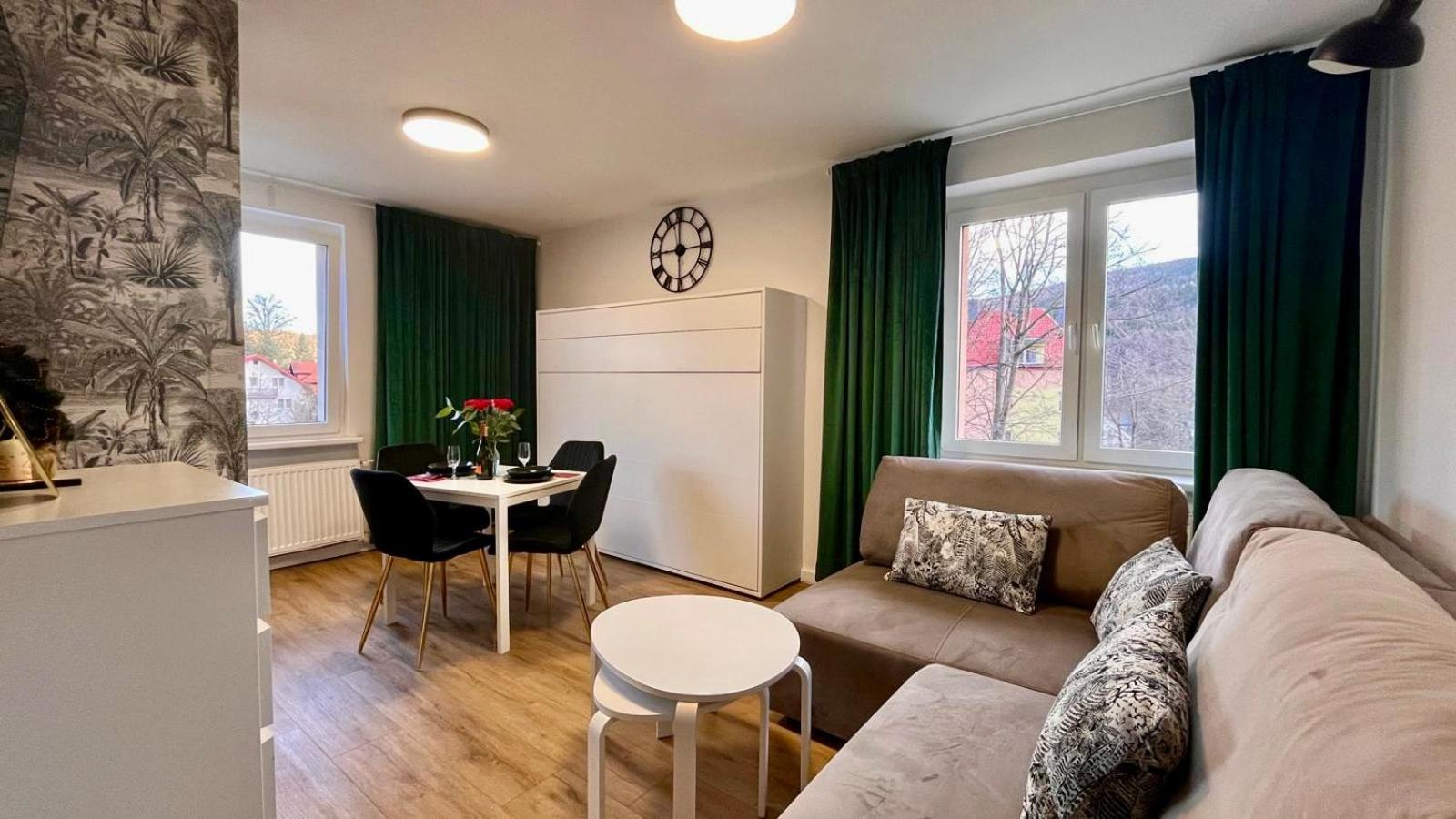 Świeradów-Zdrój Apartamenty Izerskie Gorska 8 - Blisko Park I Dom Zdrojowy Oraz Wyjscie Na Sky Walk מראה חיצוני תמונה